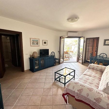Murphy Holiday Homes - Residenza Aldo Moro 03 Ла-Маддалена Екстер'єр фото